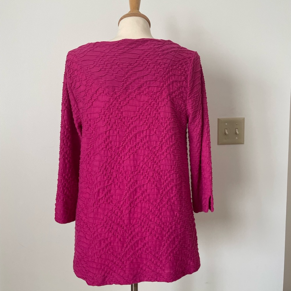 NWT Leo & Nicole Fuschia Square Neck Stretch Knit Top - Picture 3 of 6